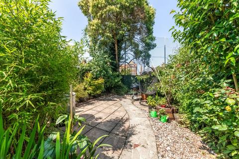 74 Ridgewell Close, London, SE26 5AP