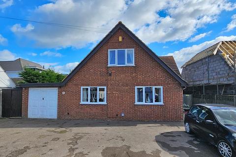 4 bedroom chalet for sale, Riley Avenue, Herne Bay, CT6 8AS