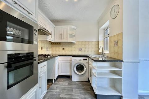 3 bedroom house for sale, Raper View, Aberford, Leeds