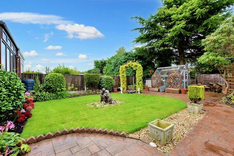 3 bedroom semi-detached house for sale, Haddon Crescent, Chilwell