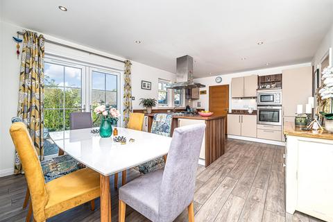 14 Blair Grove, Blairhall, Dunfermline, KY12 9LG