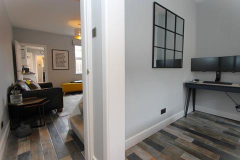 17 Cecil Street, Stourbridge, DY8 1XQ