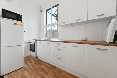 1 bedroom apartment for sale, Uxbridge Road, London, W12