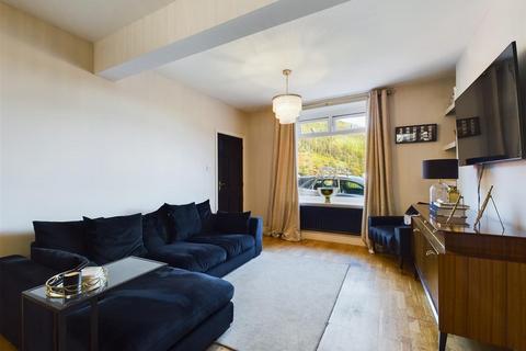 4 Highland Place, Ogmore Vale, Bridgend, CF32 7DD
