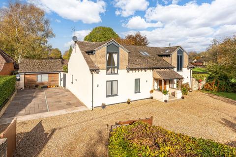 4 bedroom detached house for sale, West Street, Great Somerford