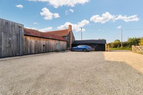 5 bedroom detached house for sale, Crudwell