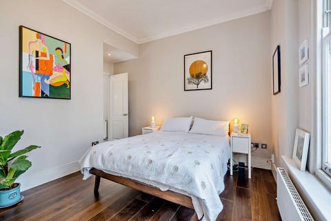 Flat 2, 69 Northchurch Road, London, N1 3NU