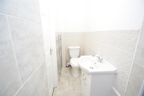 1 bedroom flat to rent, High Street, Gateshead, NE8