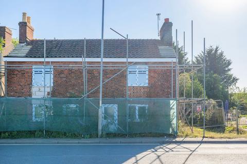 2 bedroom semi-detached house for sale, Shipdham Road, Dereham