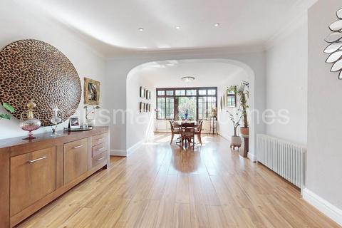 6 bedroom semi-detached house for sale, Basing Hill, NW11