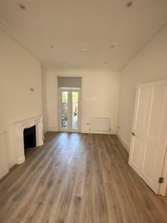 4 bedroom house to rent, Ivydale Road Peckham SE15