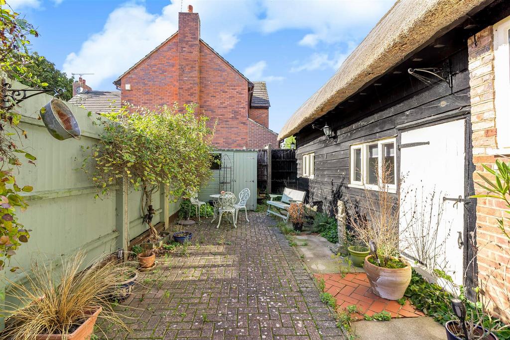 Courtyard Garden