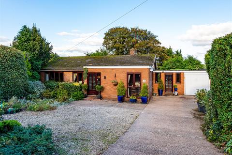 3 bedroom detached bungalow for sale, 1 Golden Acres, Alveley, Bridgnorth