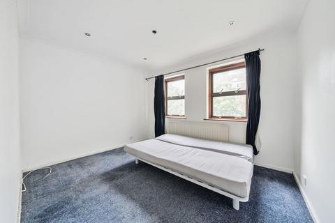 12 Stanard Close, London, N16 5EH