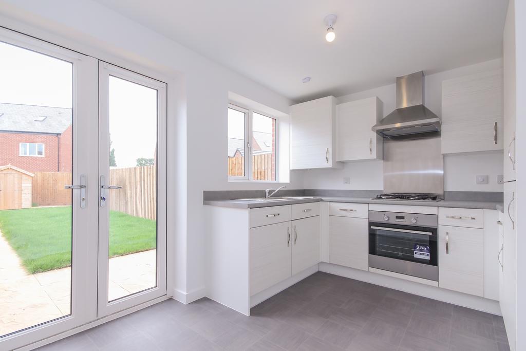 Kitchen / Dining