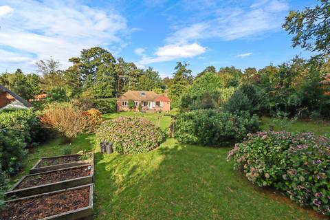 3 bedroom detached bungalow for sale, Warren Close , Cross in Hand , TN21