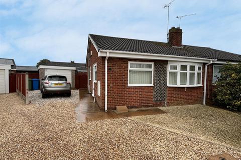 2 bedroom semi-detached bungalow for sale, The Elms, Gilberdyke, Brough