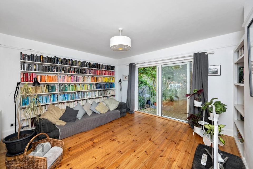 Montefiore Road, 24-008.jpg
