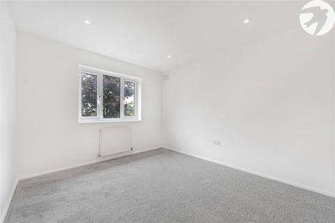 104 Thames Road, Crayford, Dartford, DA1 4LP