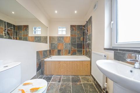 15 Beverley Road, Kirk Ella, Hull, HU10 7AA