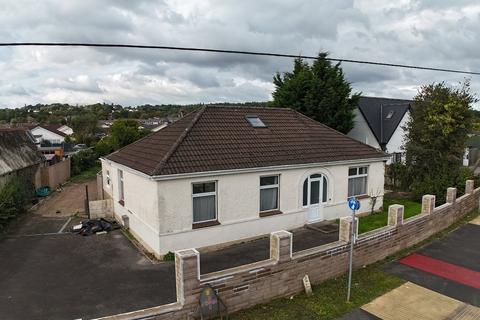 4 bedroom detached bungalow for sale, Wimborne Road West, Wimborne, BH21