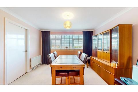 33 Ballagan Place, Milngavie, Glasgow, G62 7RQ
