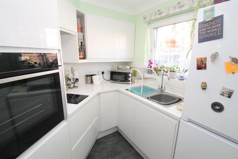 1 bedroom retirement property for sale, St. Lukes Avenue, Maidstone