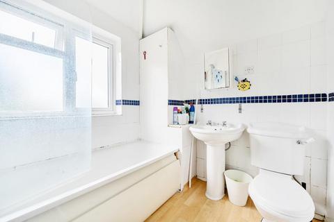 1 bedroom flat for sale, West Reading,  Berkshire,  RG30