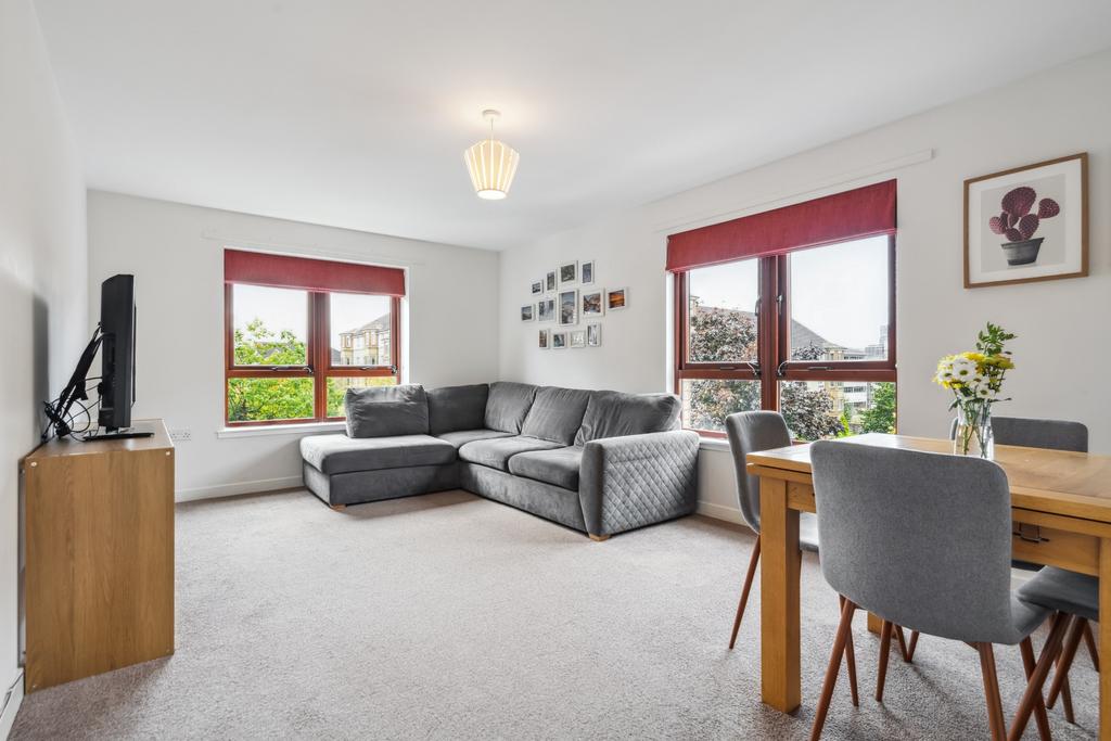 Easter Dalry Road, Edinburgh... 2 bed apartment for sale £67,500