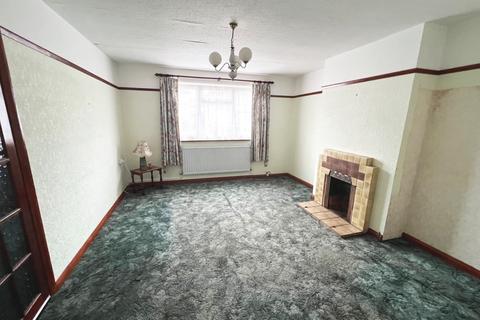 34 Brookside Avenue, Ashford, TW15 3LX