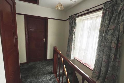 34 Brookside Avenue, Ashford, TW15 3LX
