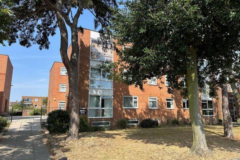 2 bedroom flat for sale, Essenden Road, Belvedere Village DA17