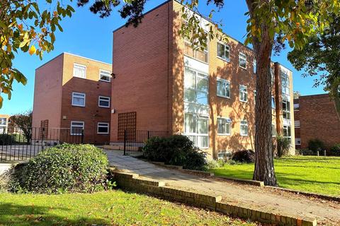 Flat 19, Miranda House Essenden Road, Belvedere, DA17 5ED