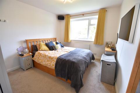 Flat 19, Miranda House Essenden Road, Belvedere, DA17 5ED