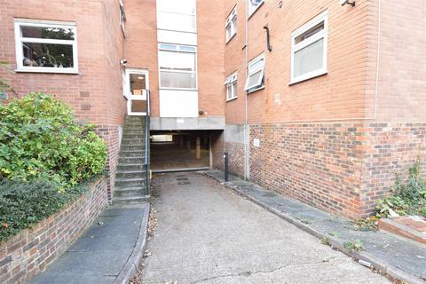 Flat 19, Miranda House Essenden Road, Belvedere, DA17 5ED
