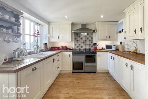 5 bedroom detached house for sale, Victoria Place, Colchester