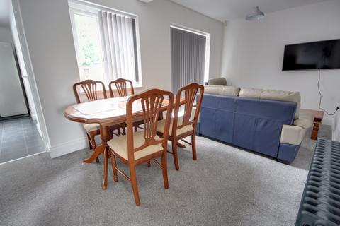 4 bedroom house to rent, Durham DH1