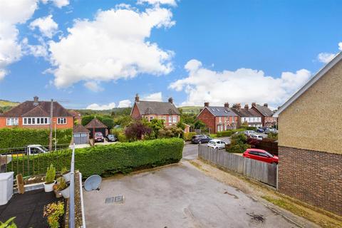 1 bedroom maisonette for sale, High Street, Godstone, Surrey