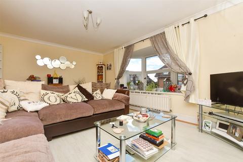 1 bedroom maisonette for sale, High Street, Godstone, Surrey