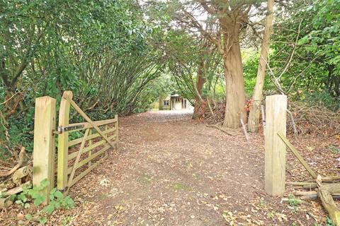 3 bedroom detached house for sale, Damases Lane, Boreham