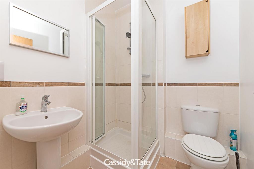 22 Centurion Court 014.jpg
