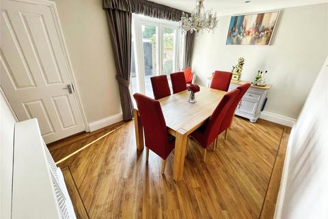 4 Barleycorn Way, Hornchurch, RM11 3JJ