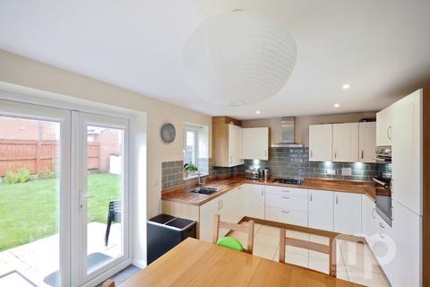 3 bedroom detached house for sale, Peregrine Grove, Wymondham NR18