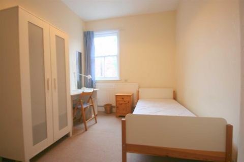 5 bedroom private hall to rent, 25 Lawson Terrace, Durham City