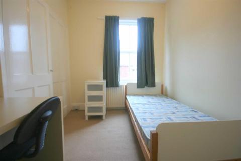 5 bedroom private hall to rent, 25 Lawson Terrace, Durham City