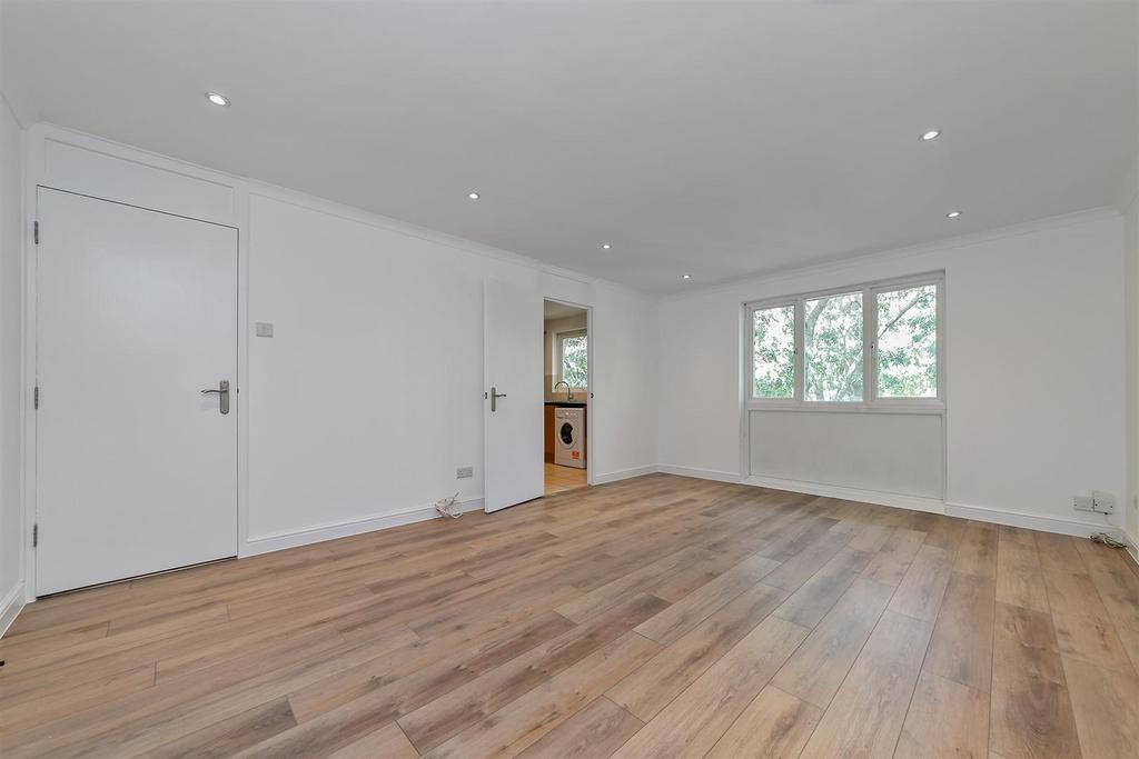 49 Cuffley Court-15.jpg