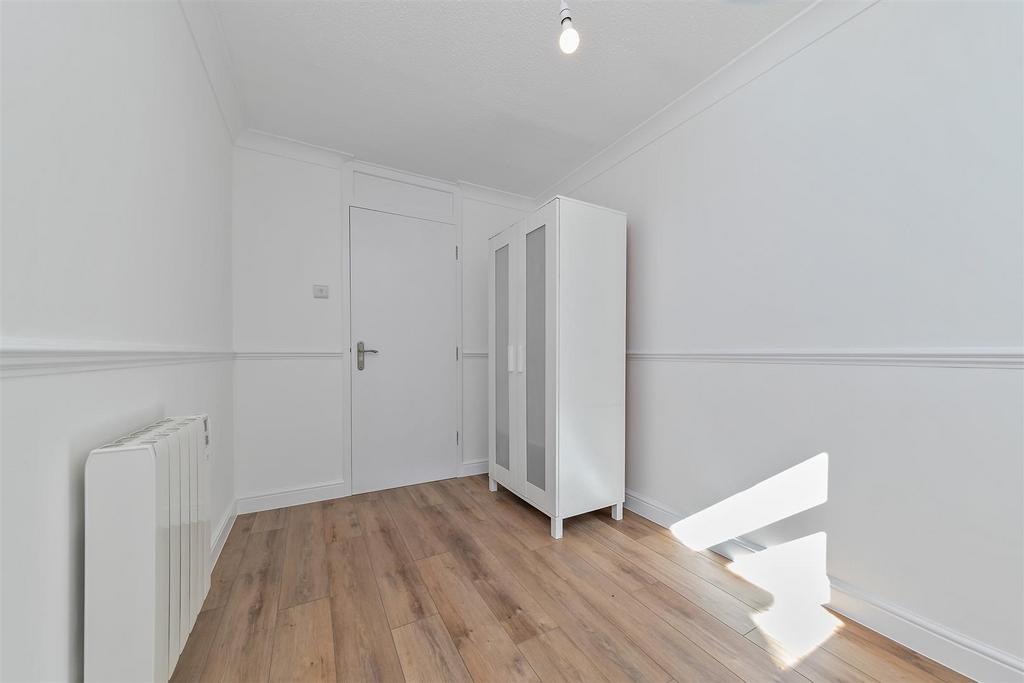 49 Cuffley Court-11.jpg