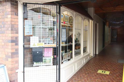 Retail property (high street) for sale, High Street, Spilsby, Lincolnshire, PE23 5JH