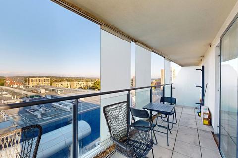 2 bedroom penthouse for sale, Walbrook Court, 2 Amias Drive, Edgware,, Middlesex, HA8