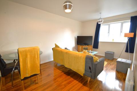 1 bedroom apartment to rent, Aspects Court, Slough, Berkshire, SL1